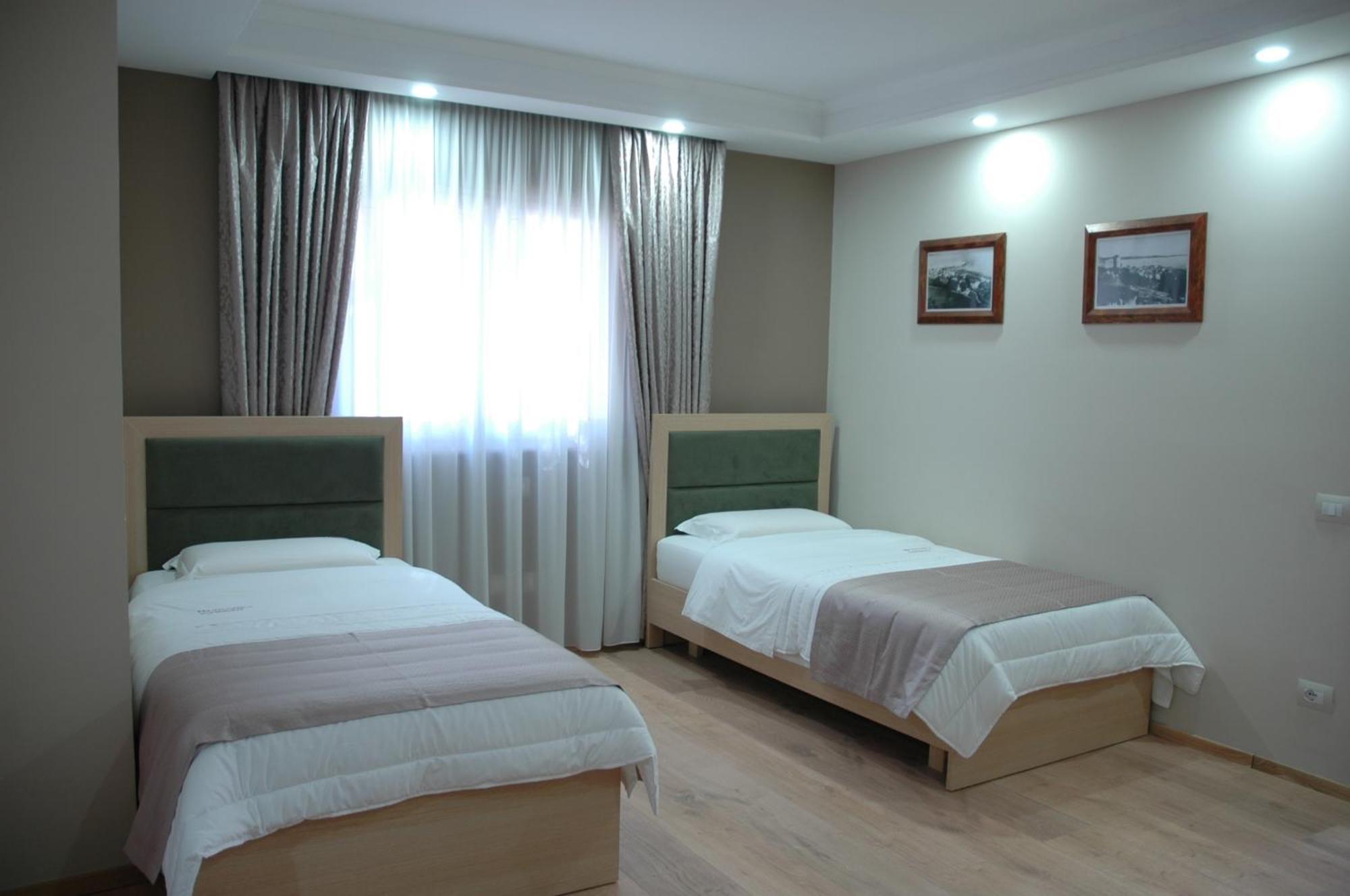 Hotel Dyrrah Durrës Eksteriør billede