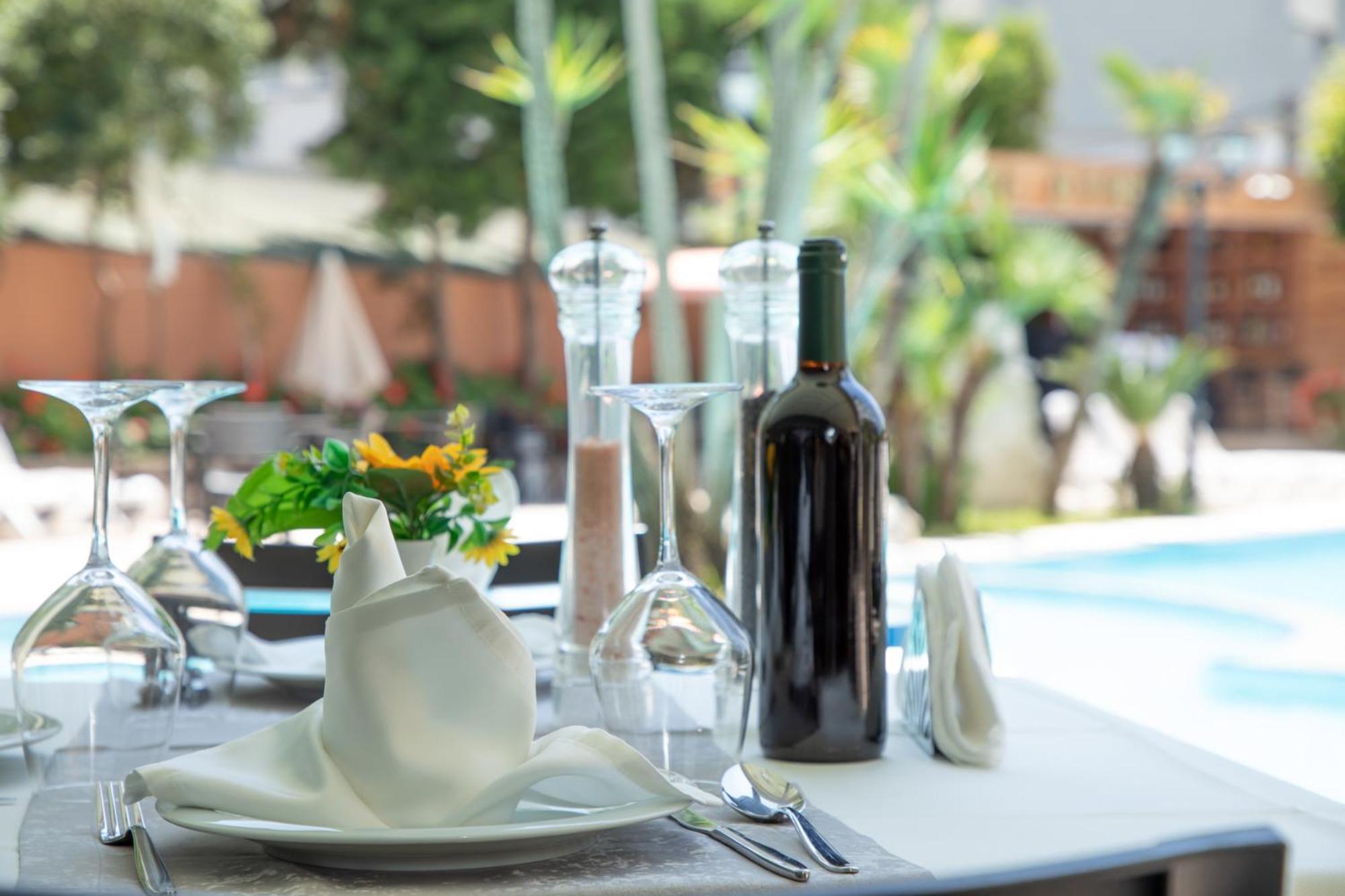 Hotel Dyrrah Durrës Eksteriør billede
